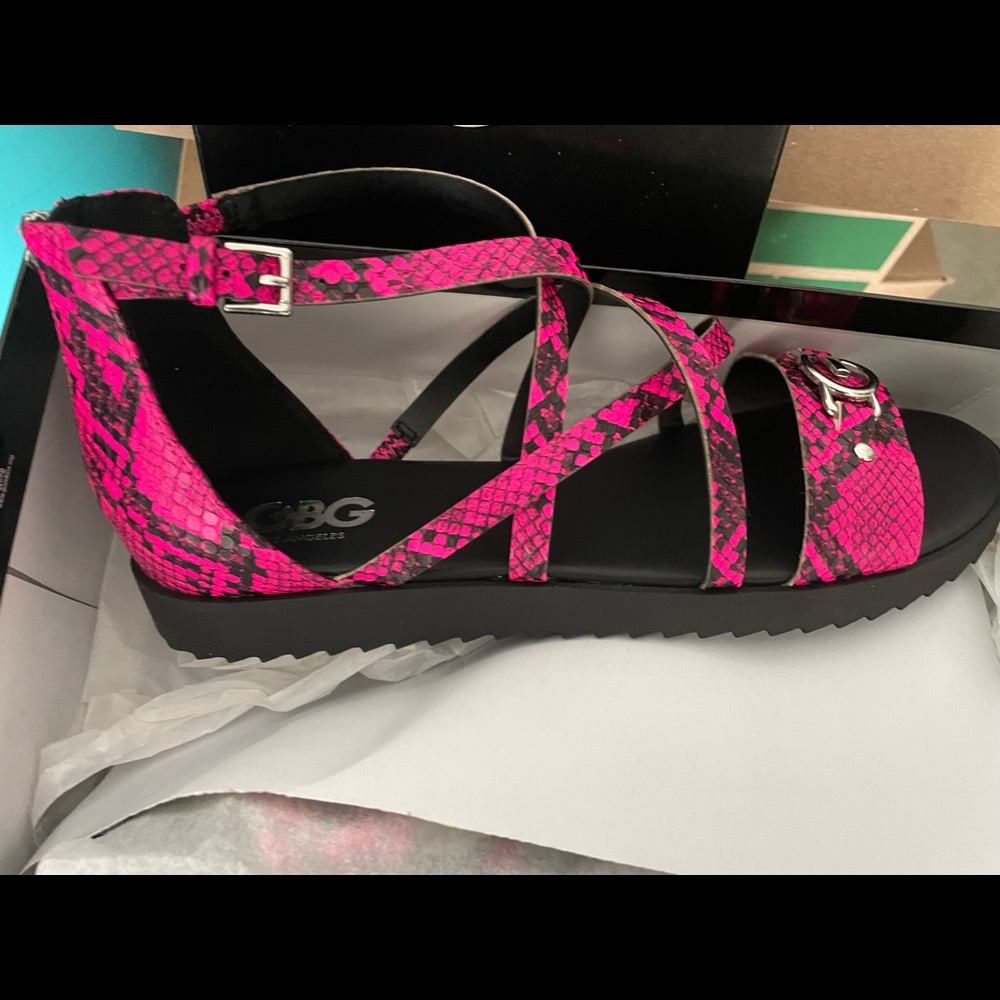 Guess Pink Sandals sz 9 NEW